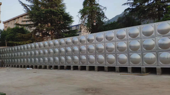 騰翔不銹鋼水箱的安裝標準是什么樣的?